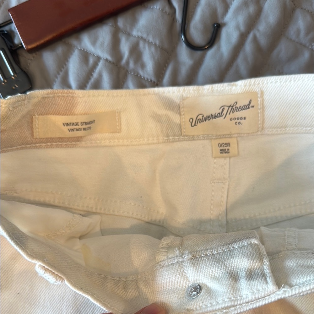 Women’s Pattern Jean - Picture 2 of 3